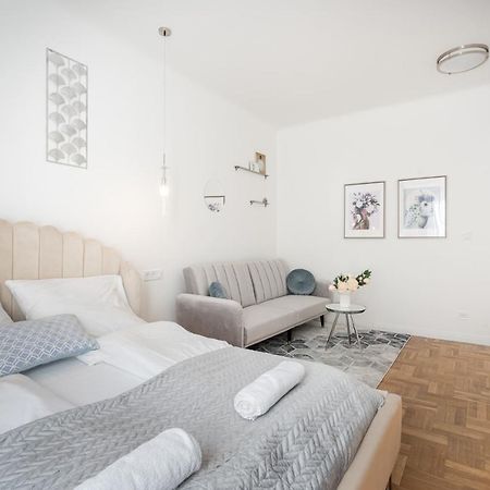 D71 - Central Cozy Suite, Best Location By Bqa Budapest Exterior photo